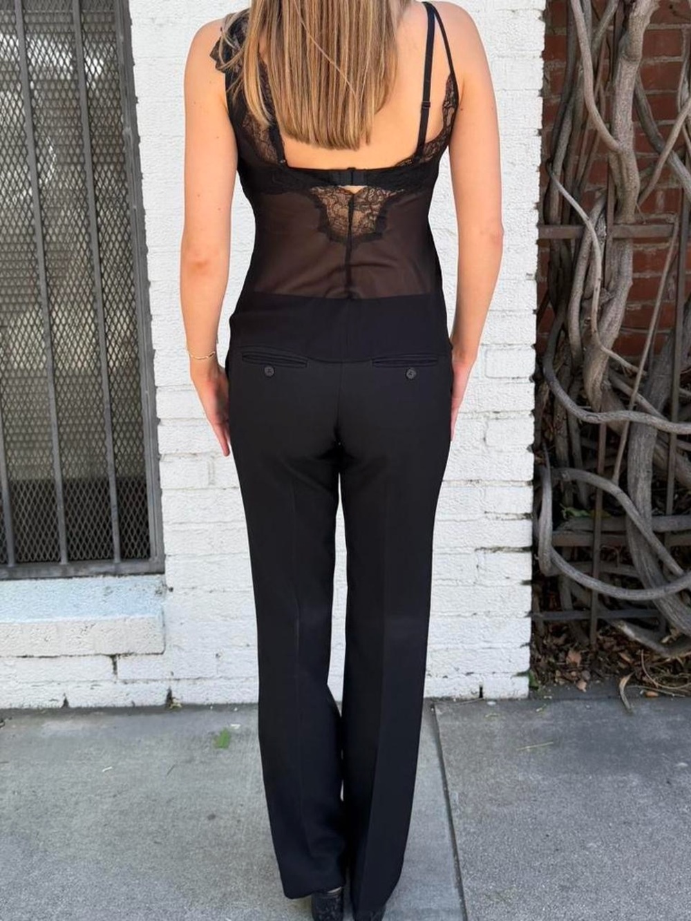 Banana Republic black low rise contoured fit slacks trousers Size 2 #formalwear - Picture 2 of 7